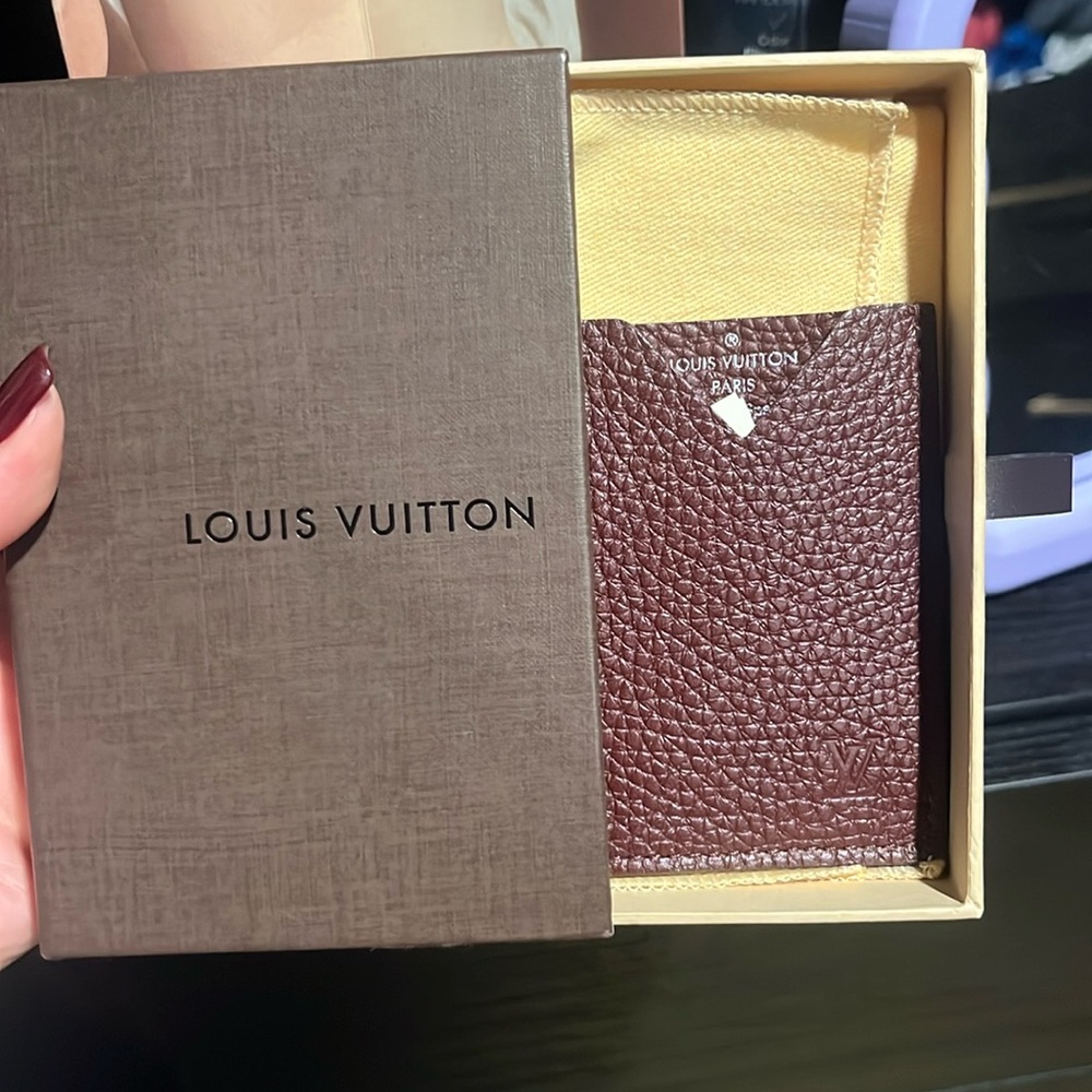 Louis Vuitton card holder NWT